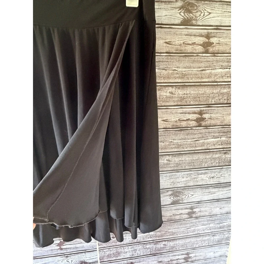 Motherhood Maternity Women's Pull-On Skirt Size M Black Stretch Waist